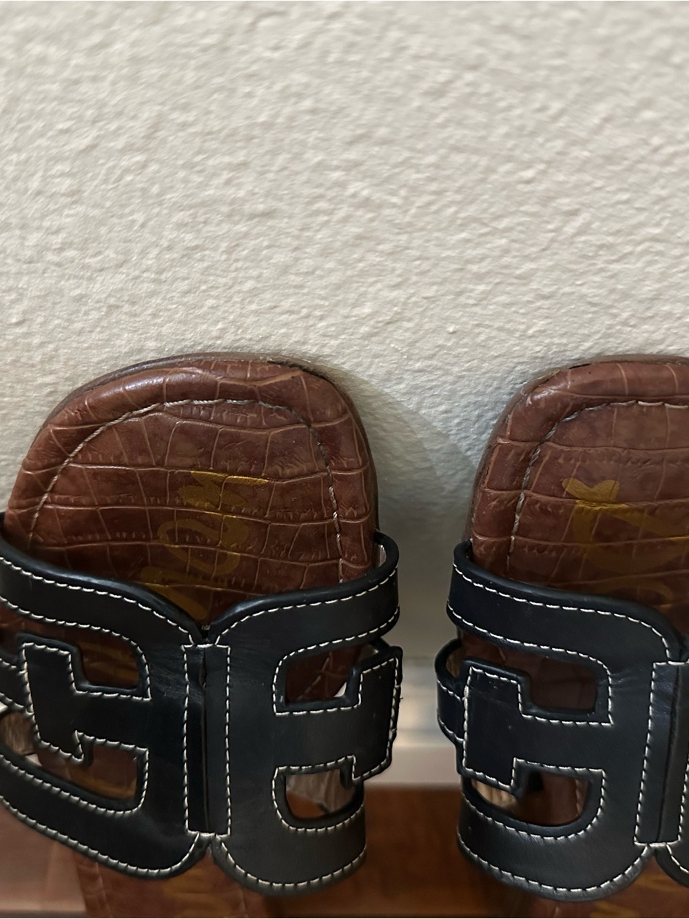 Sam Edelman Slides - Picture 7 of 8